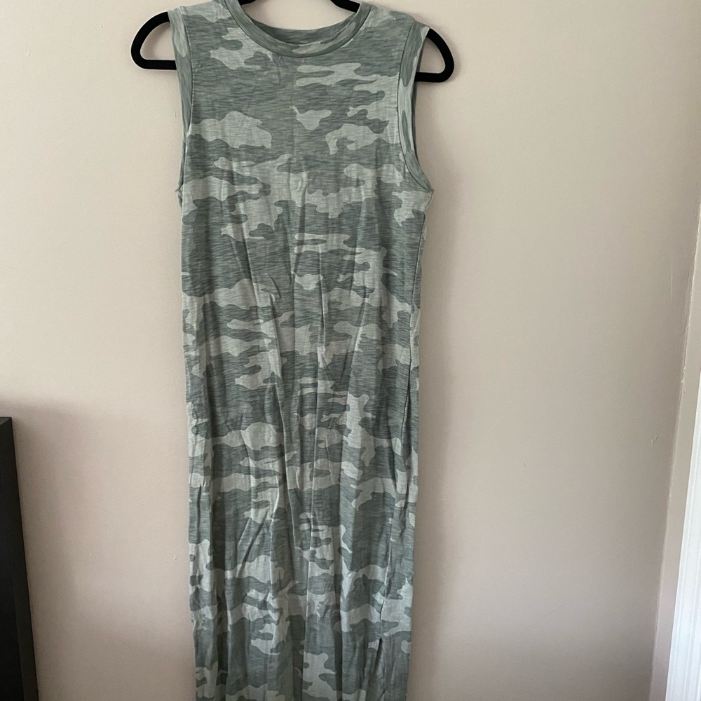 Universal Threads TShirt MIDI Dress